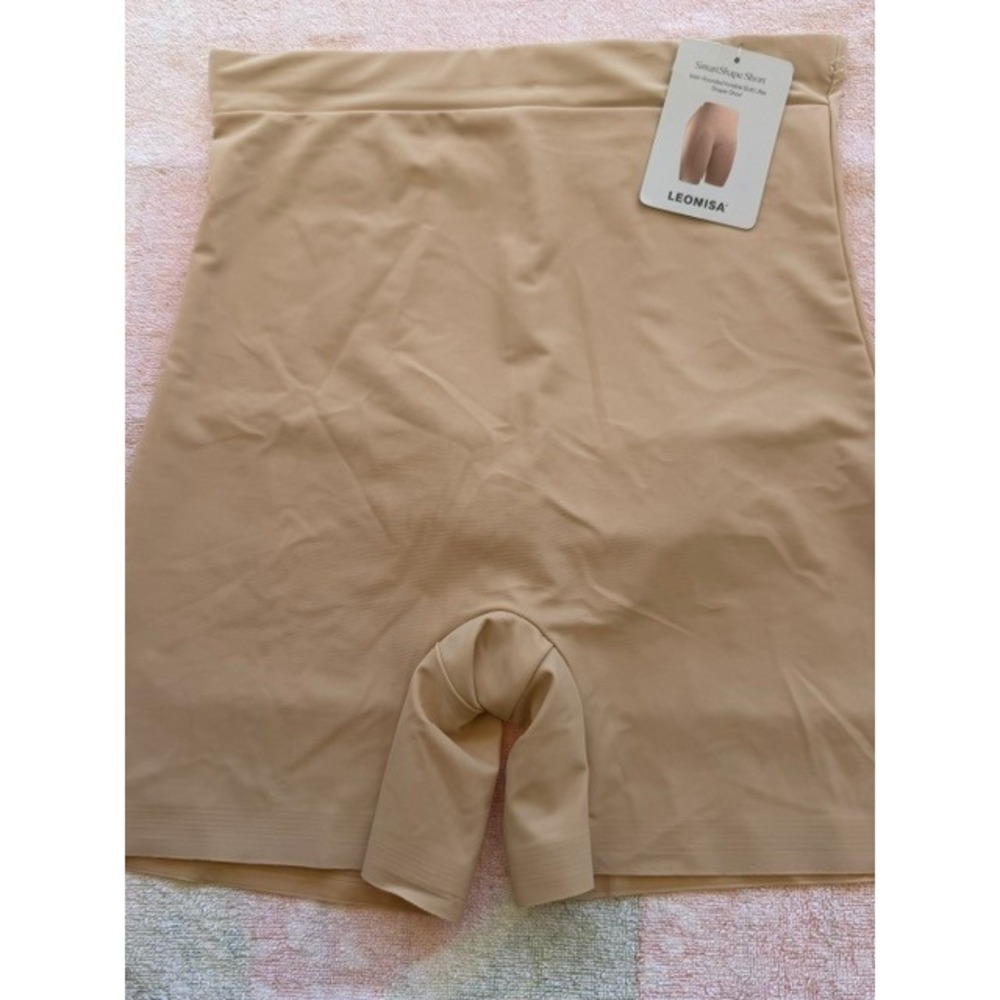 Leonisa SmartShape Short Butt Lifter Shaper Beige Nude 012778 Womens Size L NEW